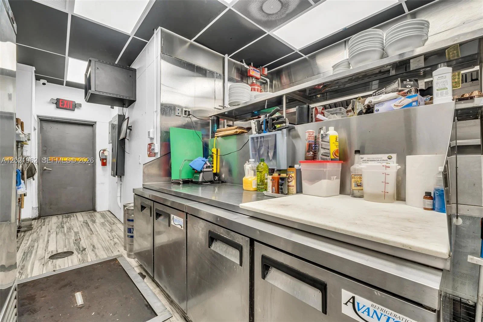 Turnkey Restaurant with Brand New Equipment and Long Term Lease