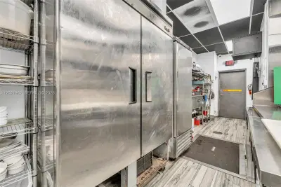 Turnkey Restaurant with Brand New Equipment and Long Term Lease