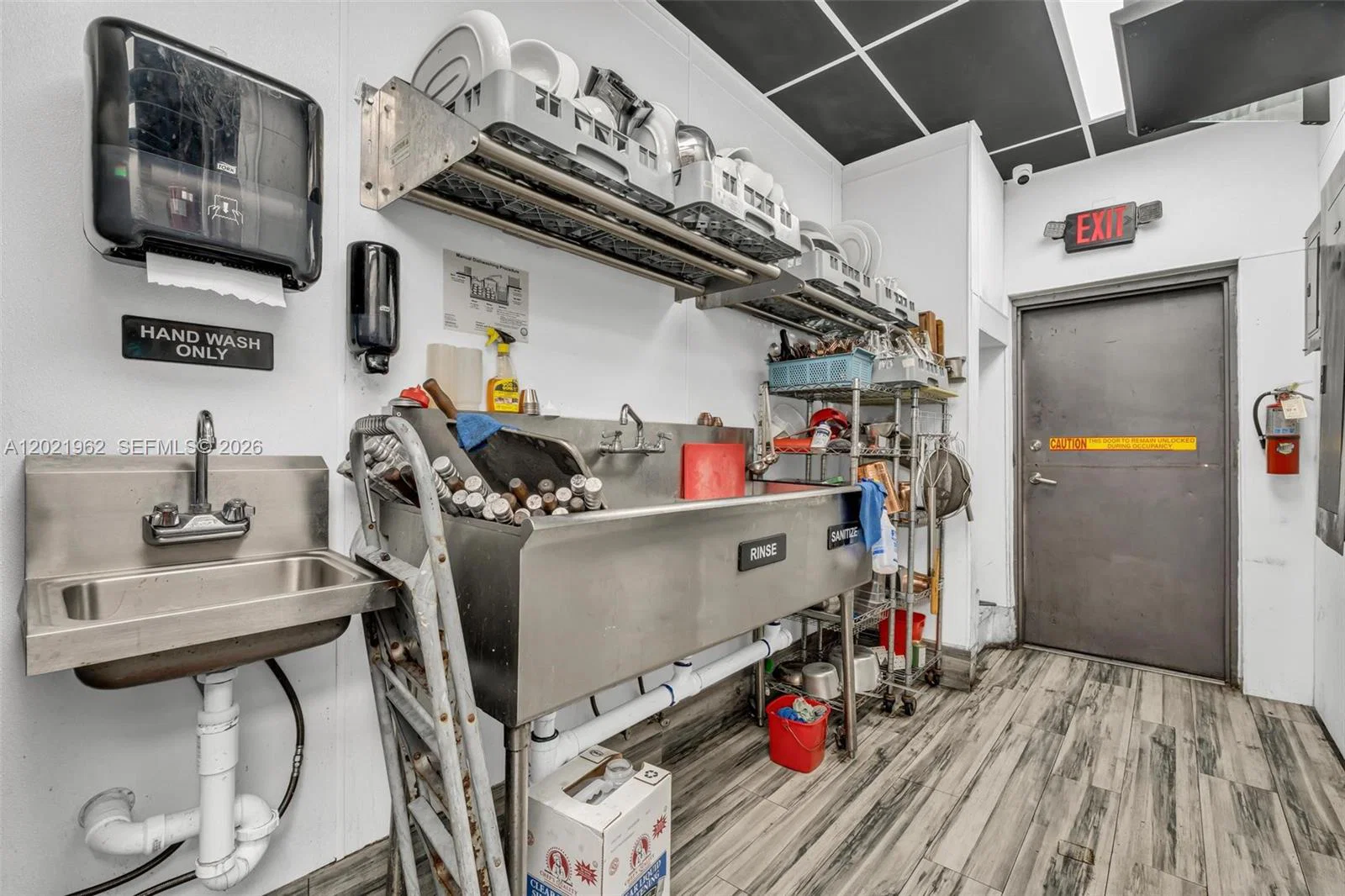Turnkey Restaurant with Brand New Equipment and Long Term Lease