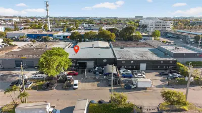 Established Auto Body Repair Shop with Loyal Customer Base