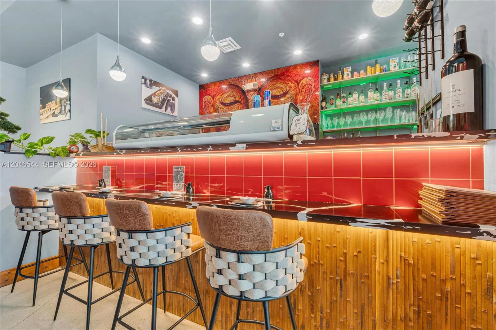 Turnkey Restaurant in Prime Downtown Miami Location