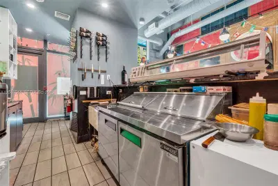 Turnkey Restaurant in Prime Downtown Miami Location