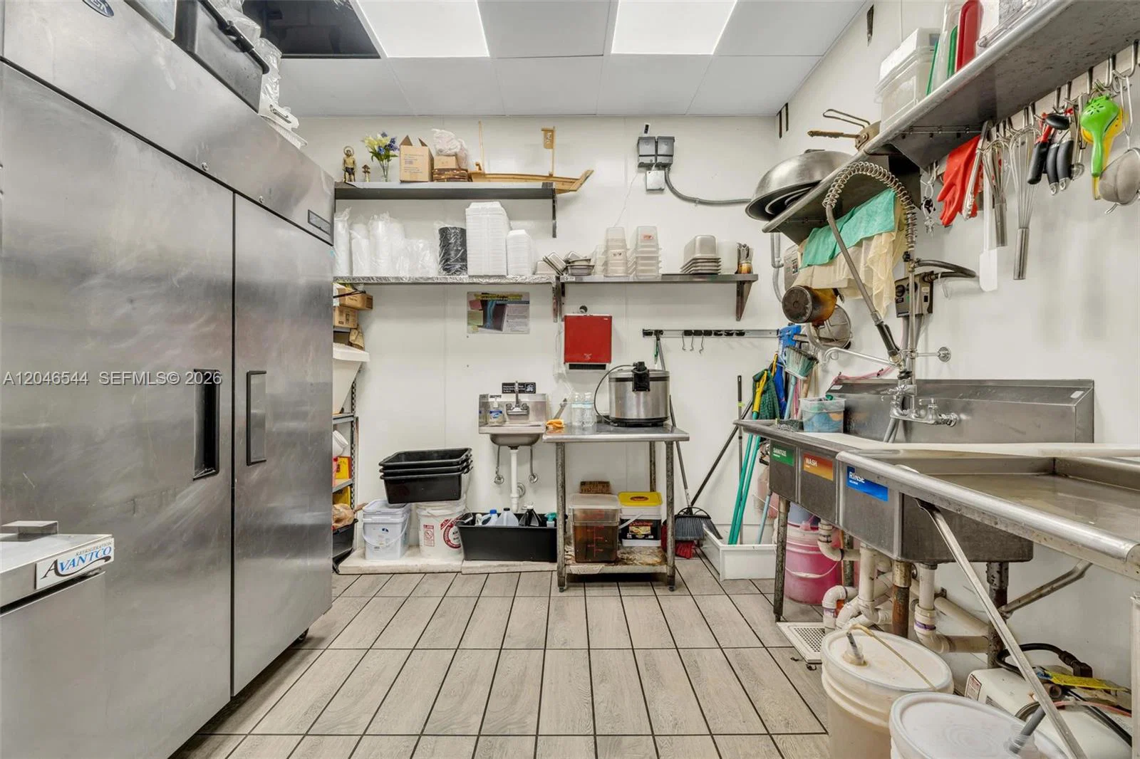 Turnkey Restaurant in Prime Downtown Miami Location