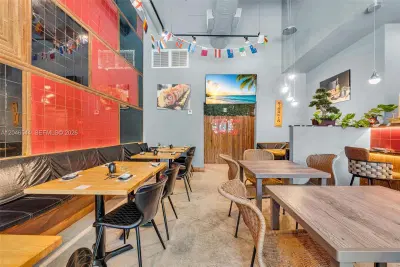 Turnkey Restaurant in Prime Downtown Miami Location