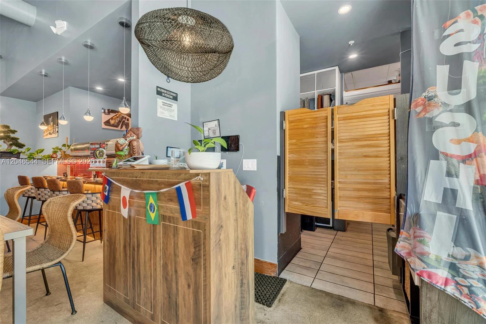 Turnkey Restaurant in Prime Downtown Miami Location