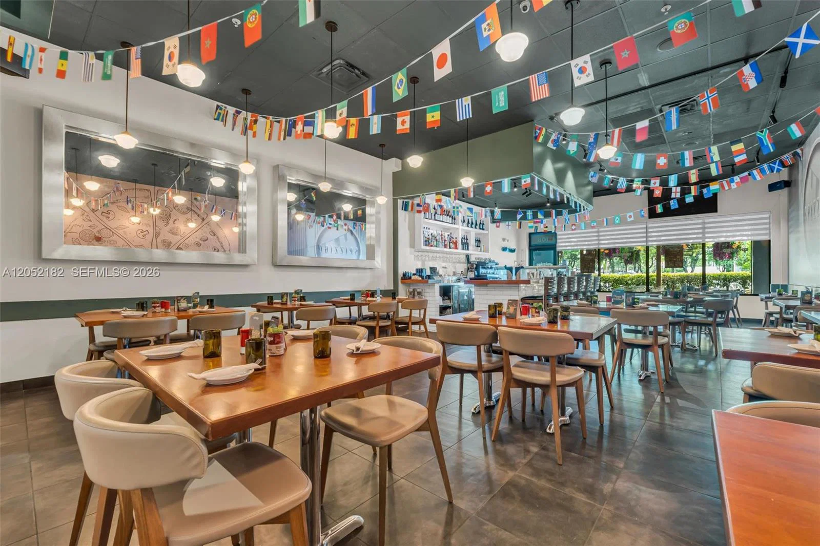 Established Italian Restaurant with Authentic Wood Fired Pizza Oven
