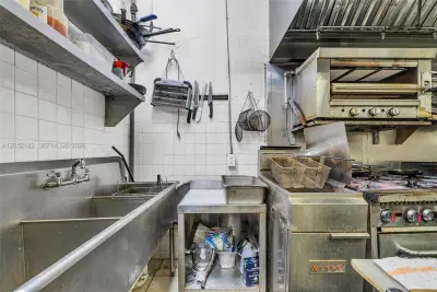 Established Italian Restaurant with Authentic Wood Fired Pizza Oven
