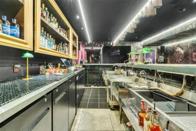 Established Italian Restaurant with Authentic Wood Fired Pizza Oven