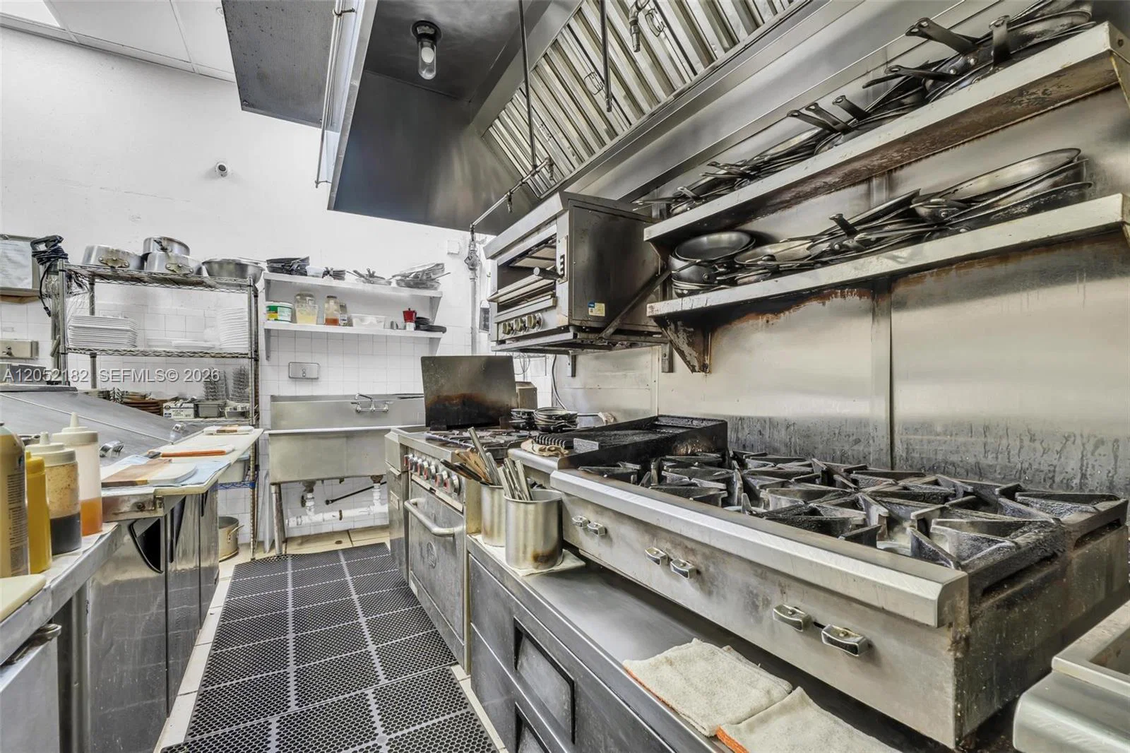Established Italian Restaurant with Authentic Wood Fired Pizza Oven