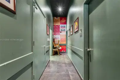 Established Italian Restaurant with Wood Fired Pizza Focus