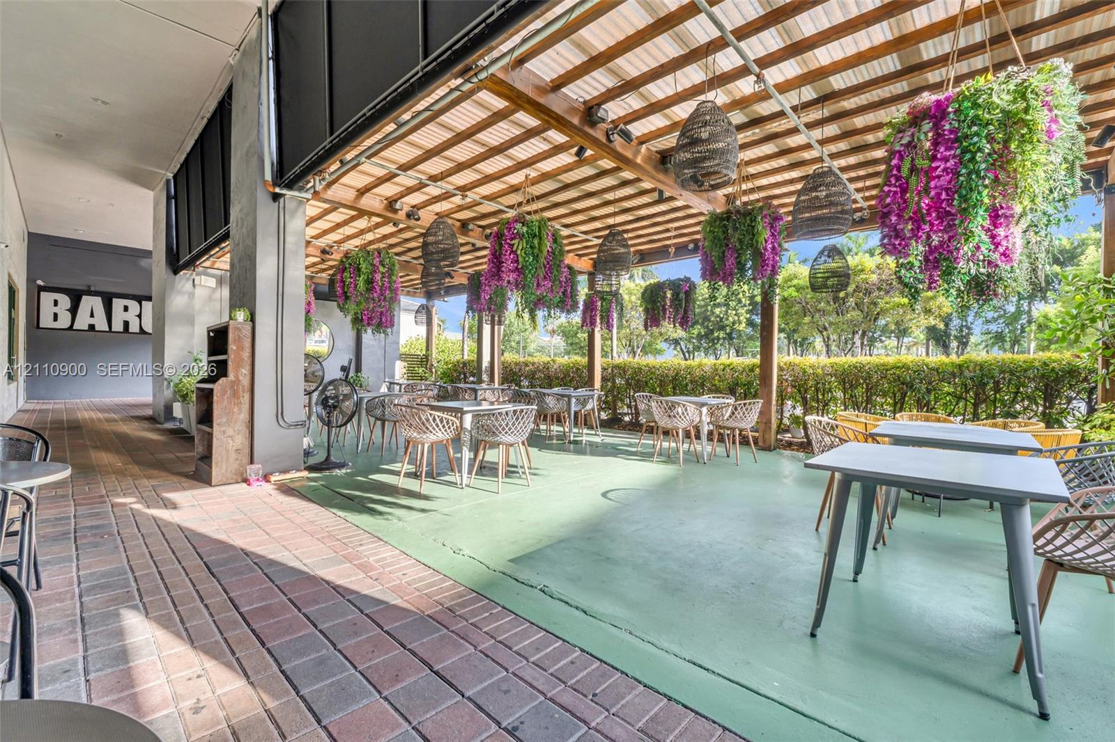 Established Italian Restaurant with Wood Fired Pizza Focus