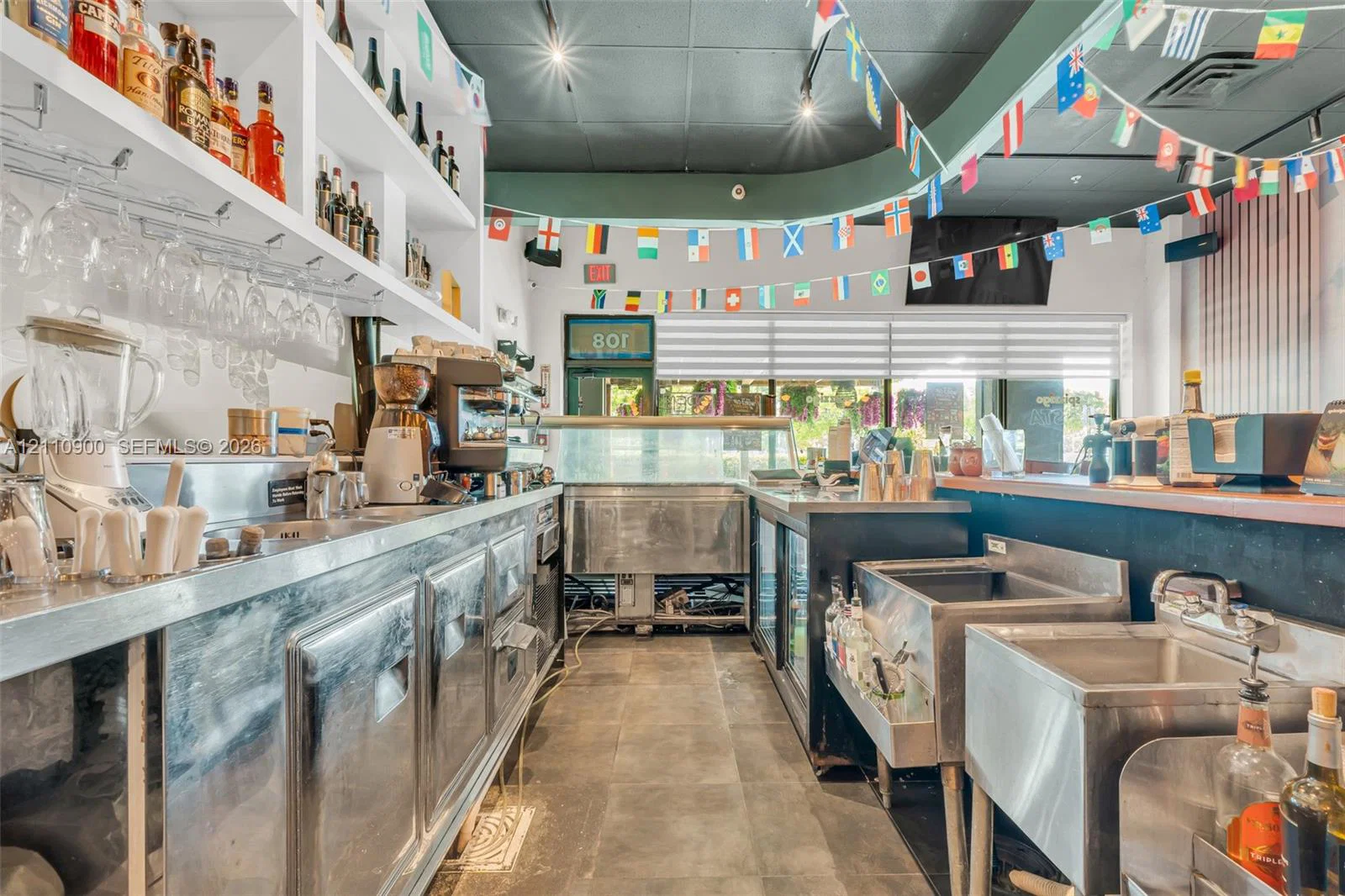 Established Italian Restaurant with Wood Fired Pizza Focus