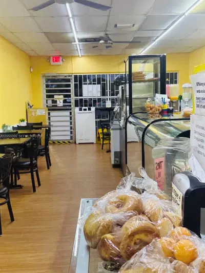 Established Bakery and Caf with Strong Local Reputation