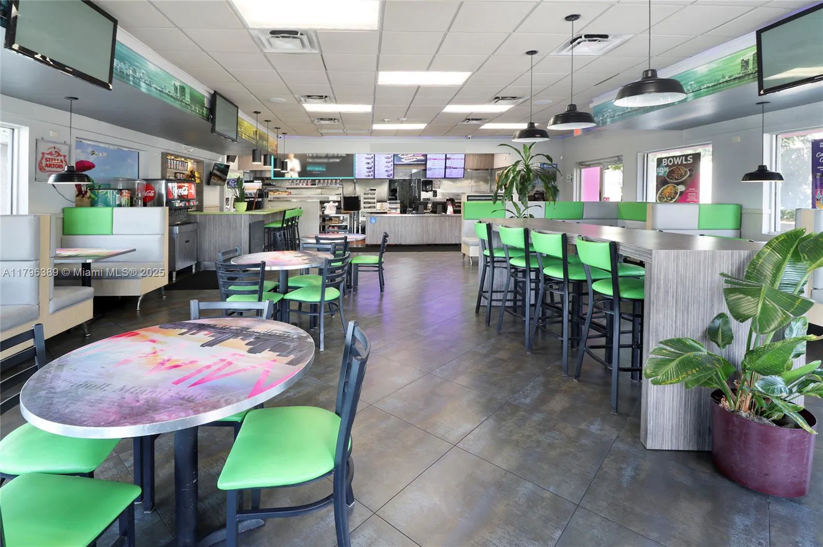 Turnkey Quick Service Restaurant with Prime Real Estate