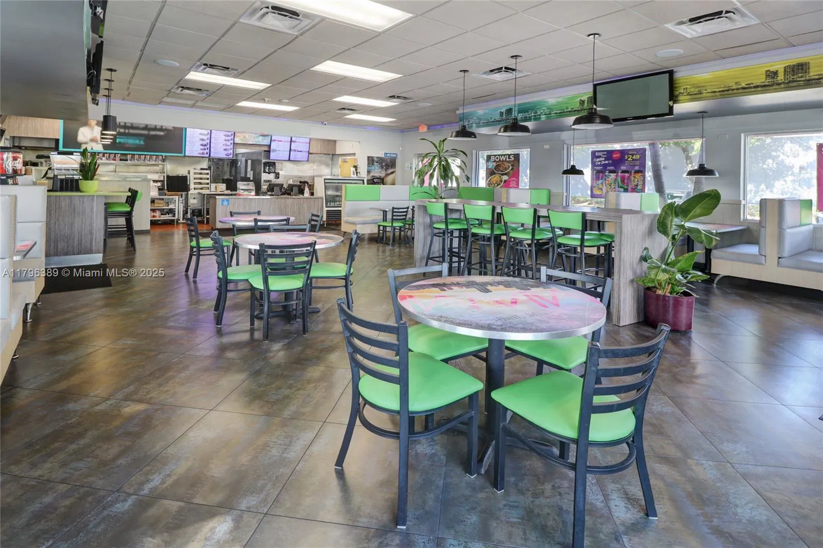 Turnkey Quick Service Restaurant with Prime Real Estate