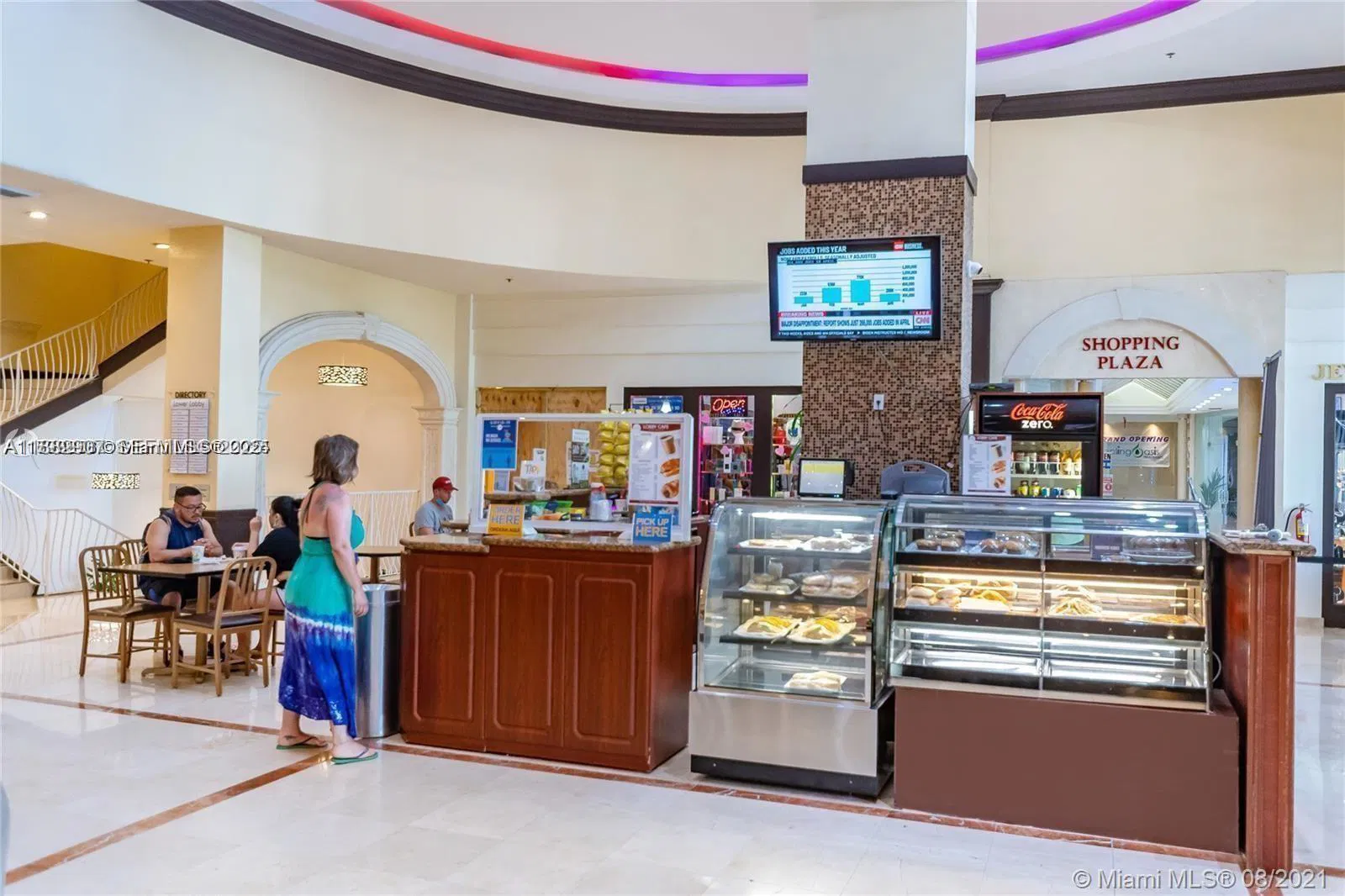 Profitable Beach Retailer with Prime Hotel Location