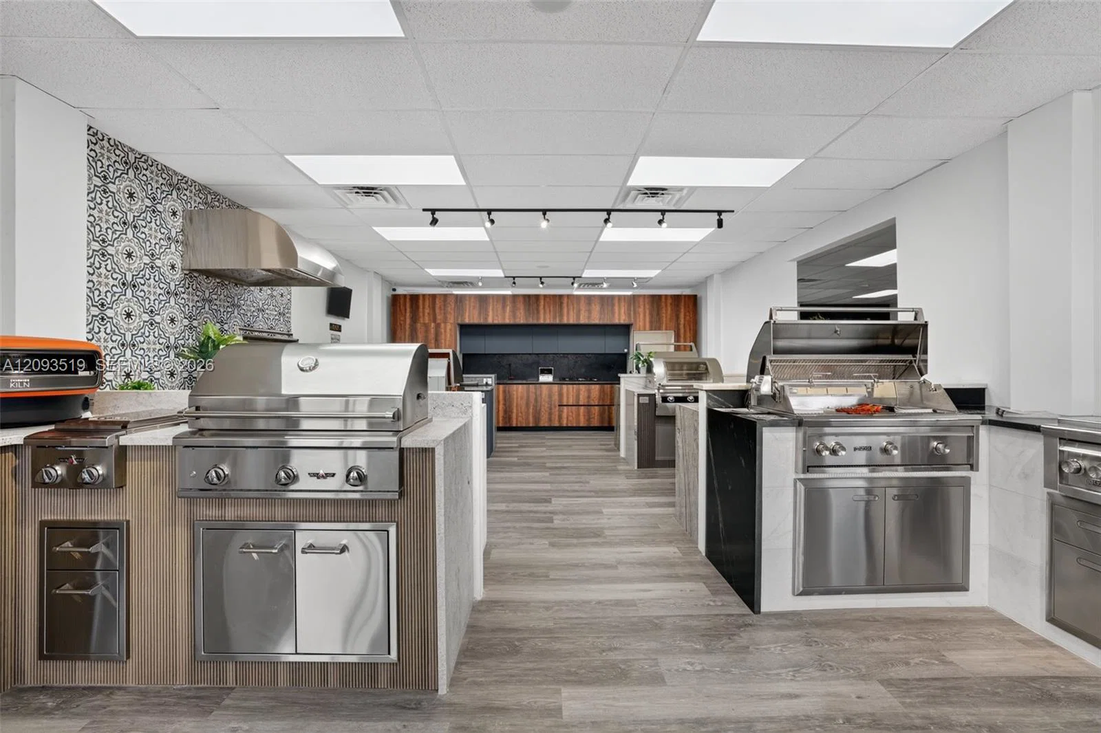 Premier Outdoor Kitchen Manufacturer with Strong South Florida Presence
