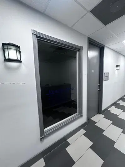 Flexible Professional Office Space with Included Utilities