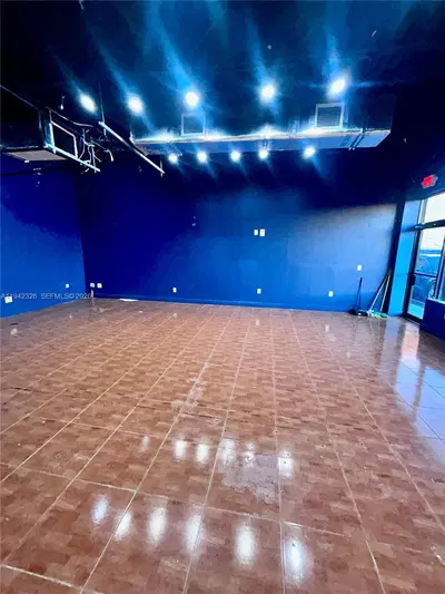 Prime Commercial Space with High Traffic Location