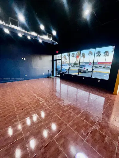 Prime Commercial Space with High Traffic Location