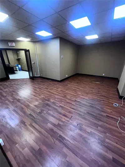 Turnkey Professional Office Space with All Inclusive Utilities