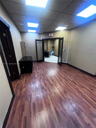 Turnkey Professional Office Space with All Inclusive Utilities