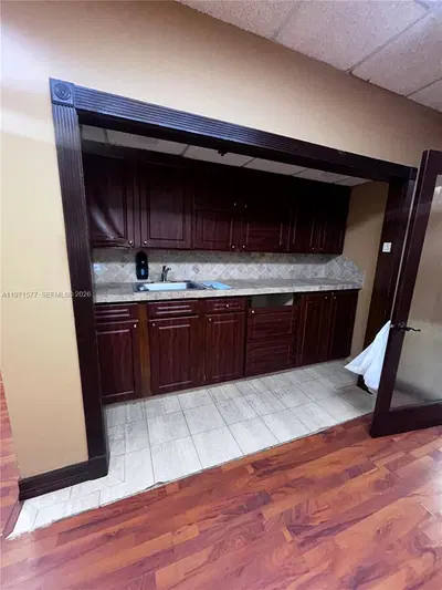 Turnkey Professional Office Space with All Inclusive Utilities