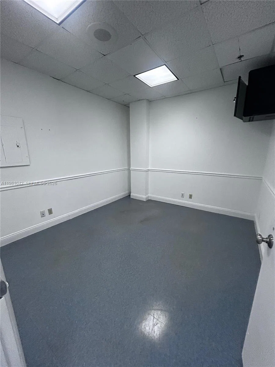 Versatile Medical Office Space with Utilities Included