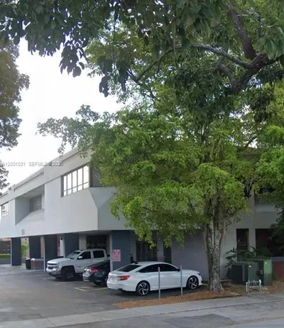 Prime Office Space for Immediate Occupancy