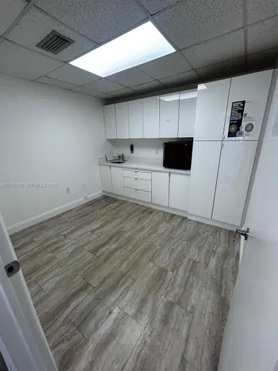 Premier Medical Office Space for Lease with Included Utilities