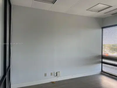 Prime Office Space with All Utilities Included