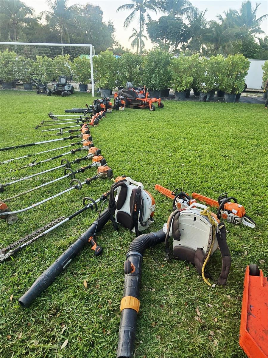 Established Service Business with Strong Commercial Clientele