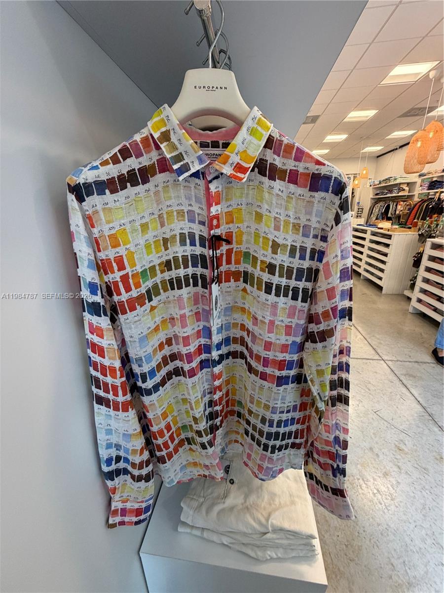 Boutique Men's Fashion Retailer with E 2 Visa Eligibility