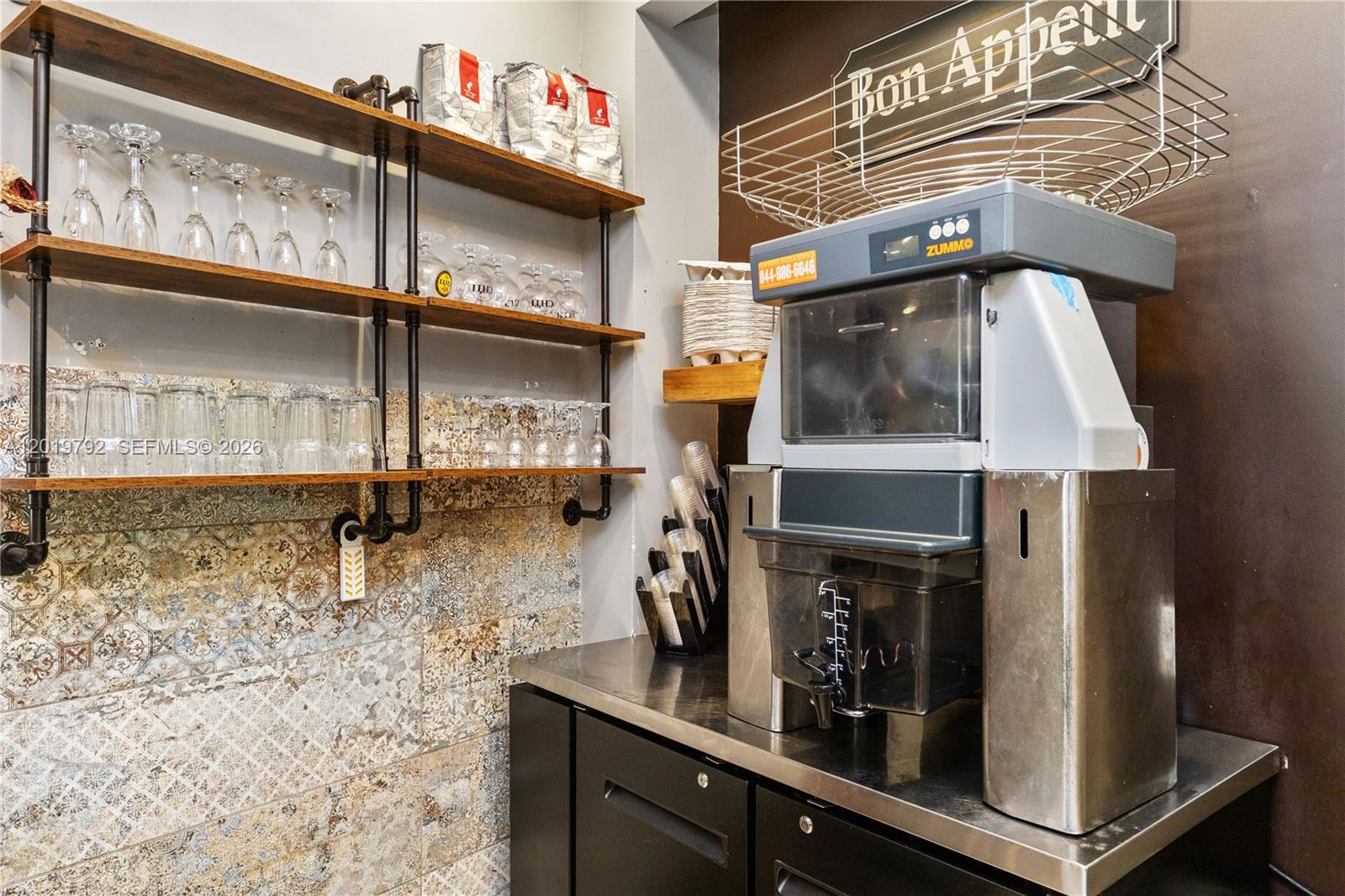 Profitable French Bakery Cafe with Strong Recurring Clientele