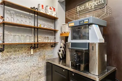 Profitable French Bakery Cafe with Strong Recurring Clientele
