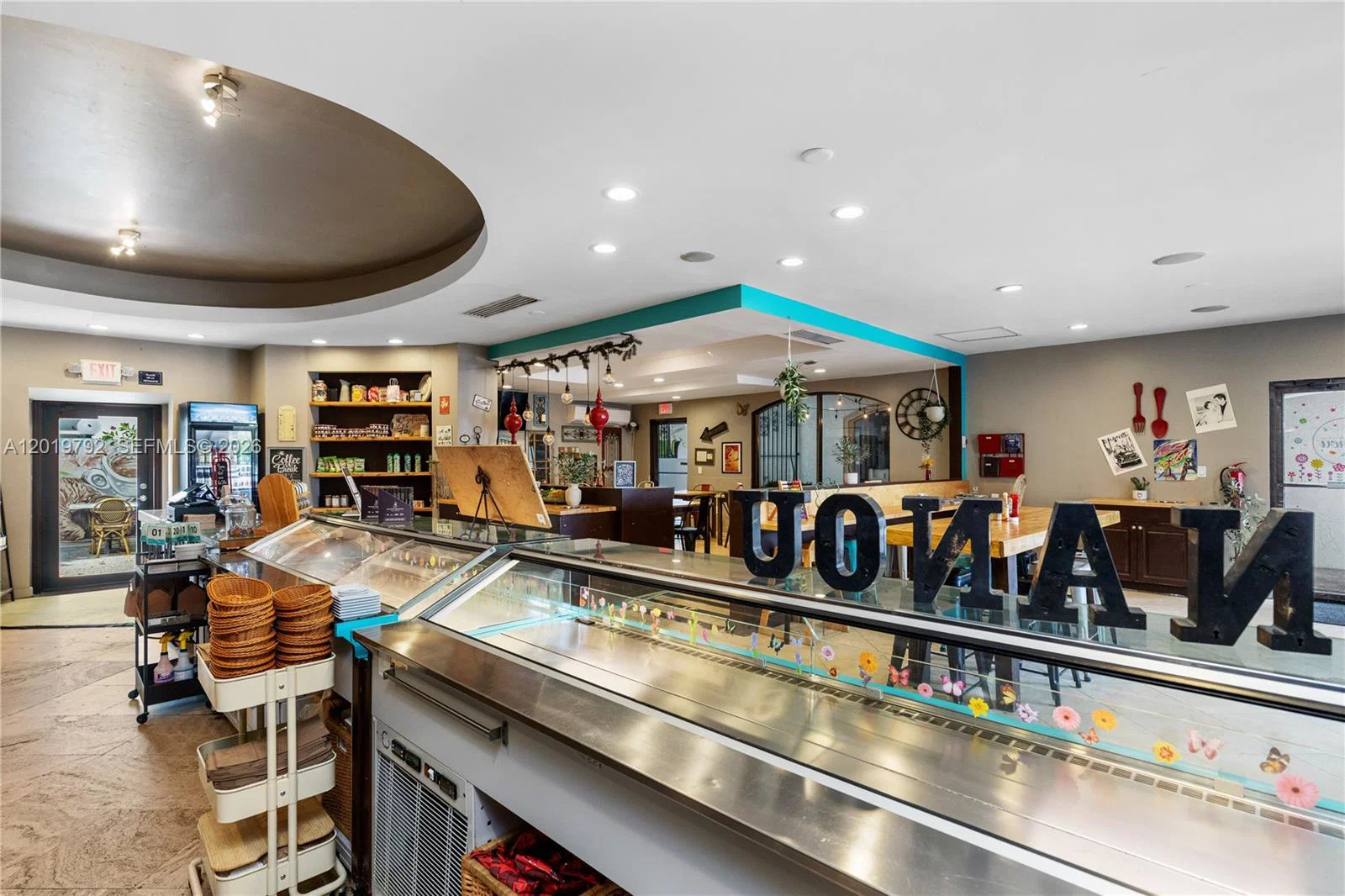 Profitable French Bakery Cafe with Strong Recurring Clientele