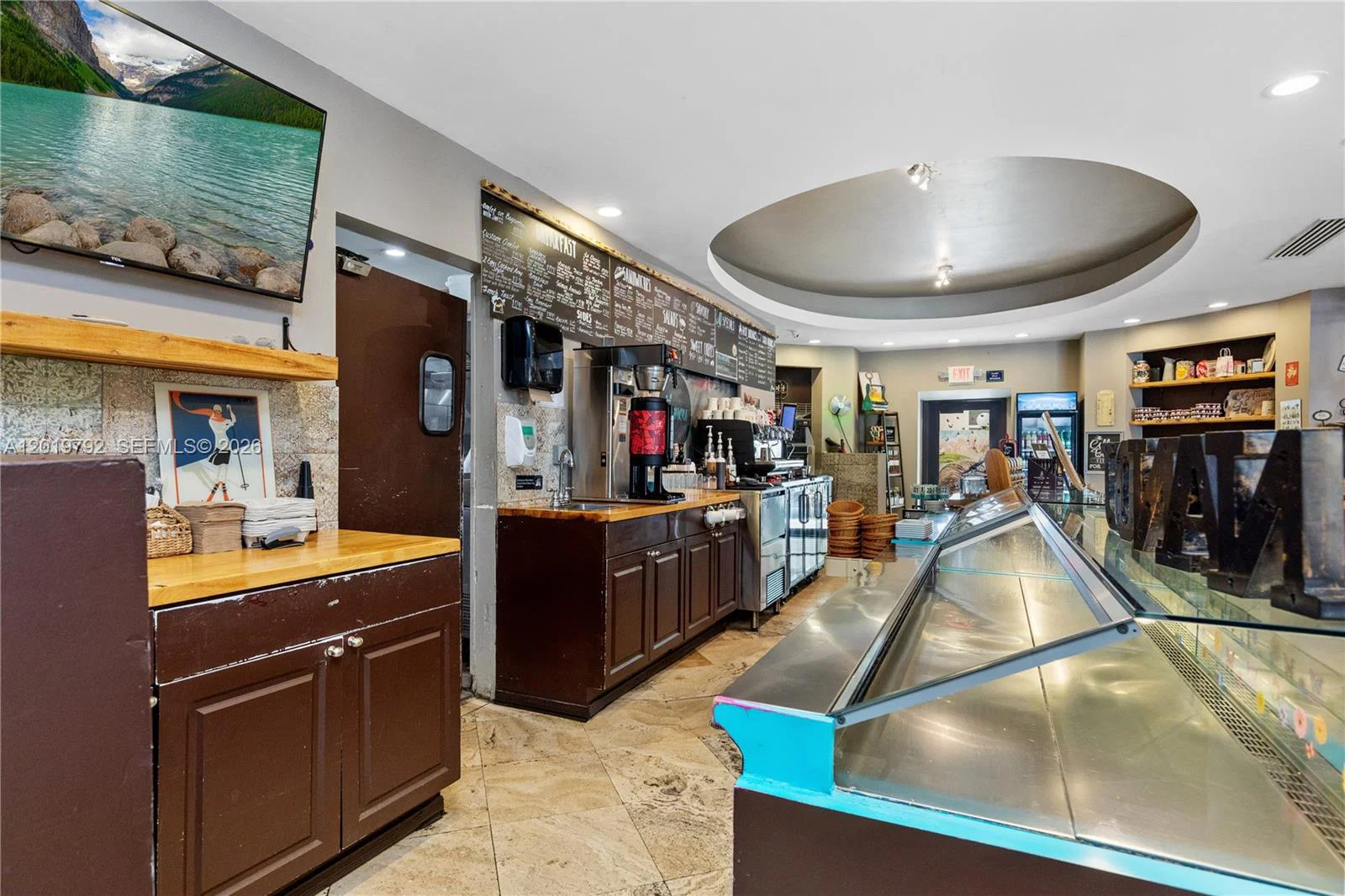 Profitable French Bakery Cafe with Strong Recurring Clientele
