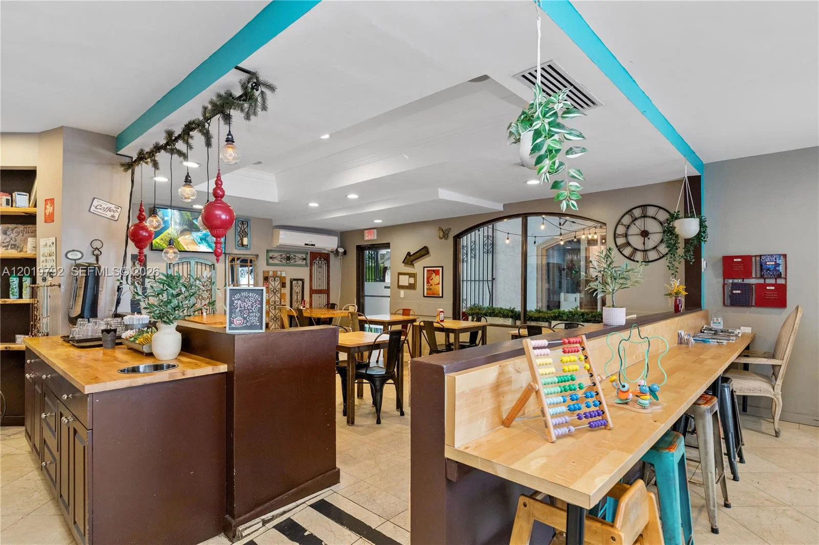 Profitable French Bakery Cafe with Strong Recurring Clientele