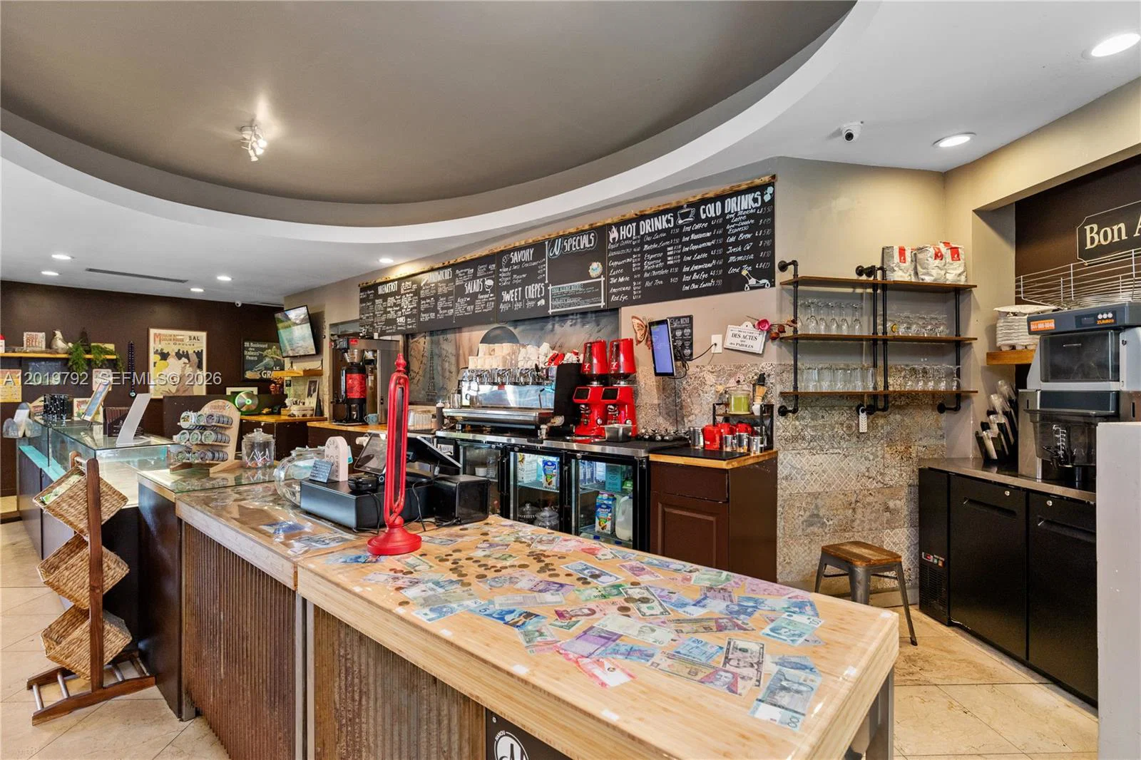 Profitable French Bakery Cafe with Strong Recurring Clientele