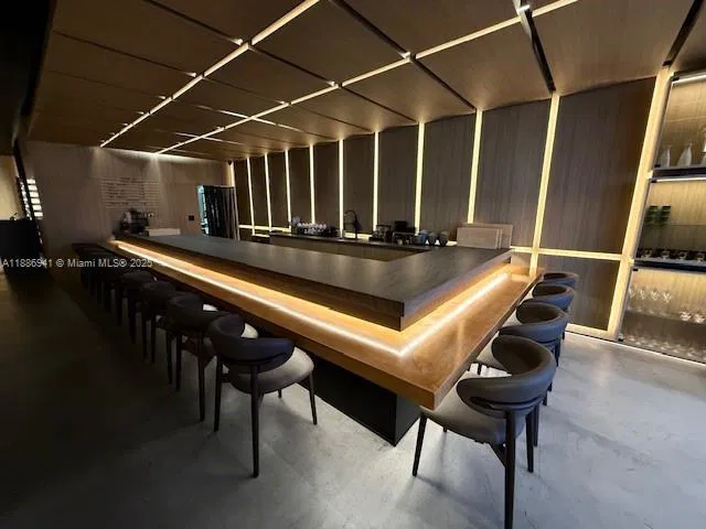 Prime Restaurant Asset Sale with Long Term Lease