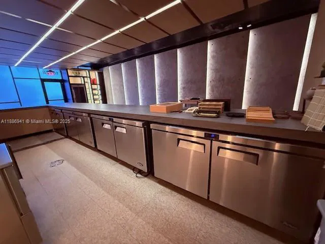 Prime Restaurant Asset Sale with Long Term Lease