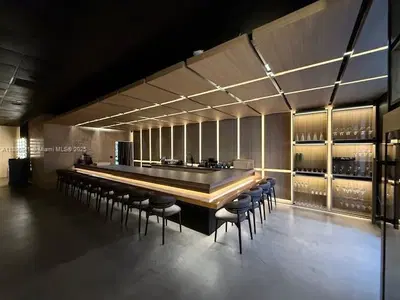 Prime Restaurant Asset Sale with Long Term Lease