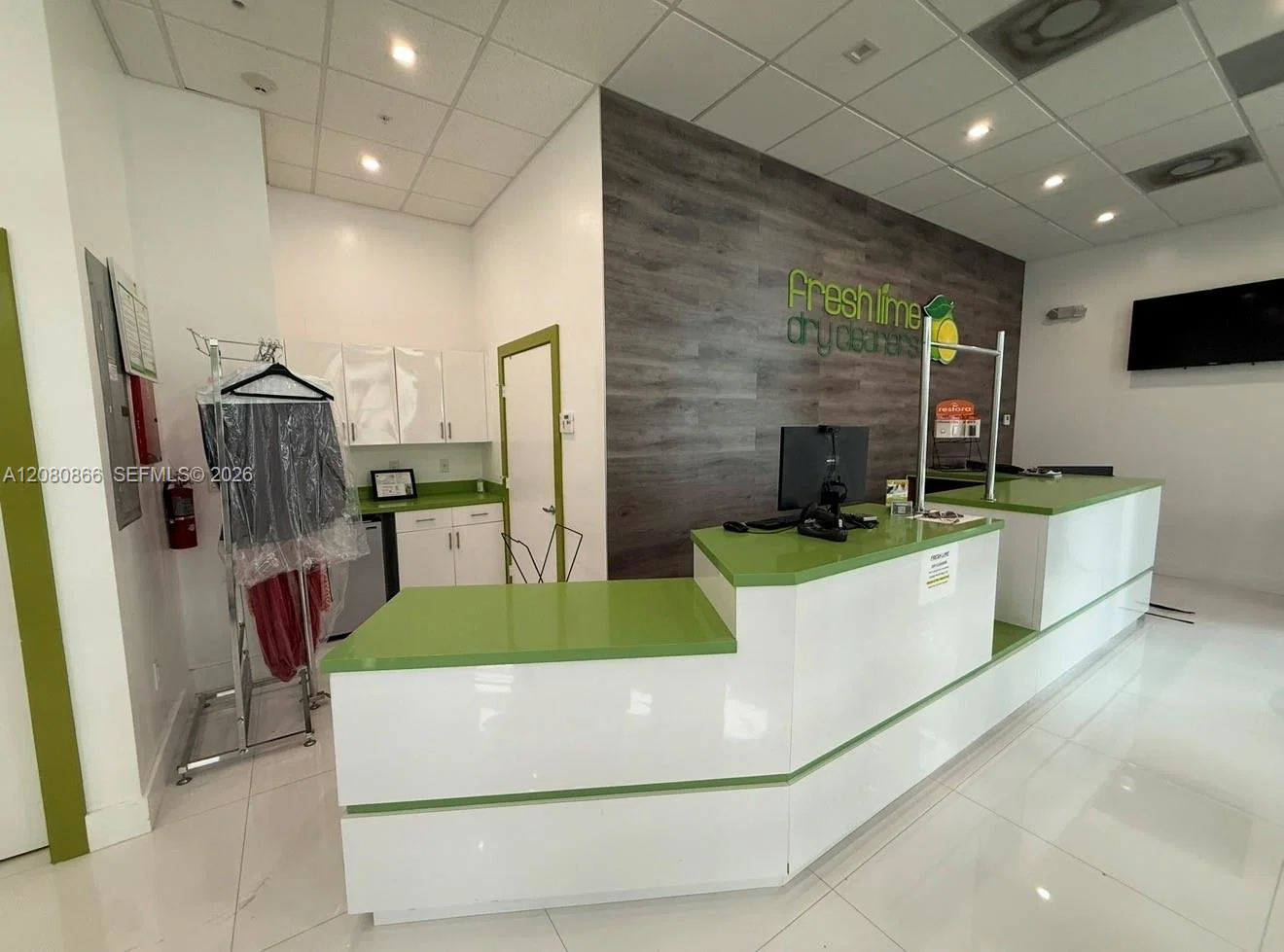 Complete Dry Cleaning Drop Off Assets with Established Brand