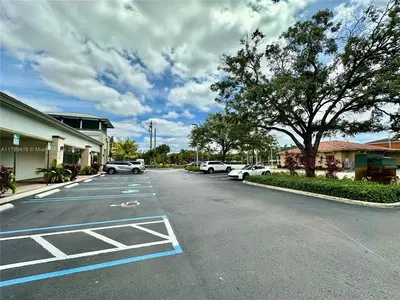 Turnkey Pharmacy with Established Customer Base