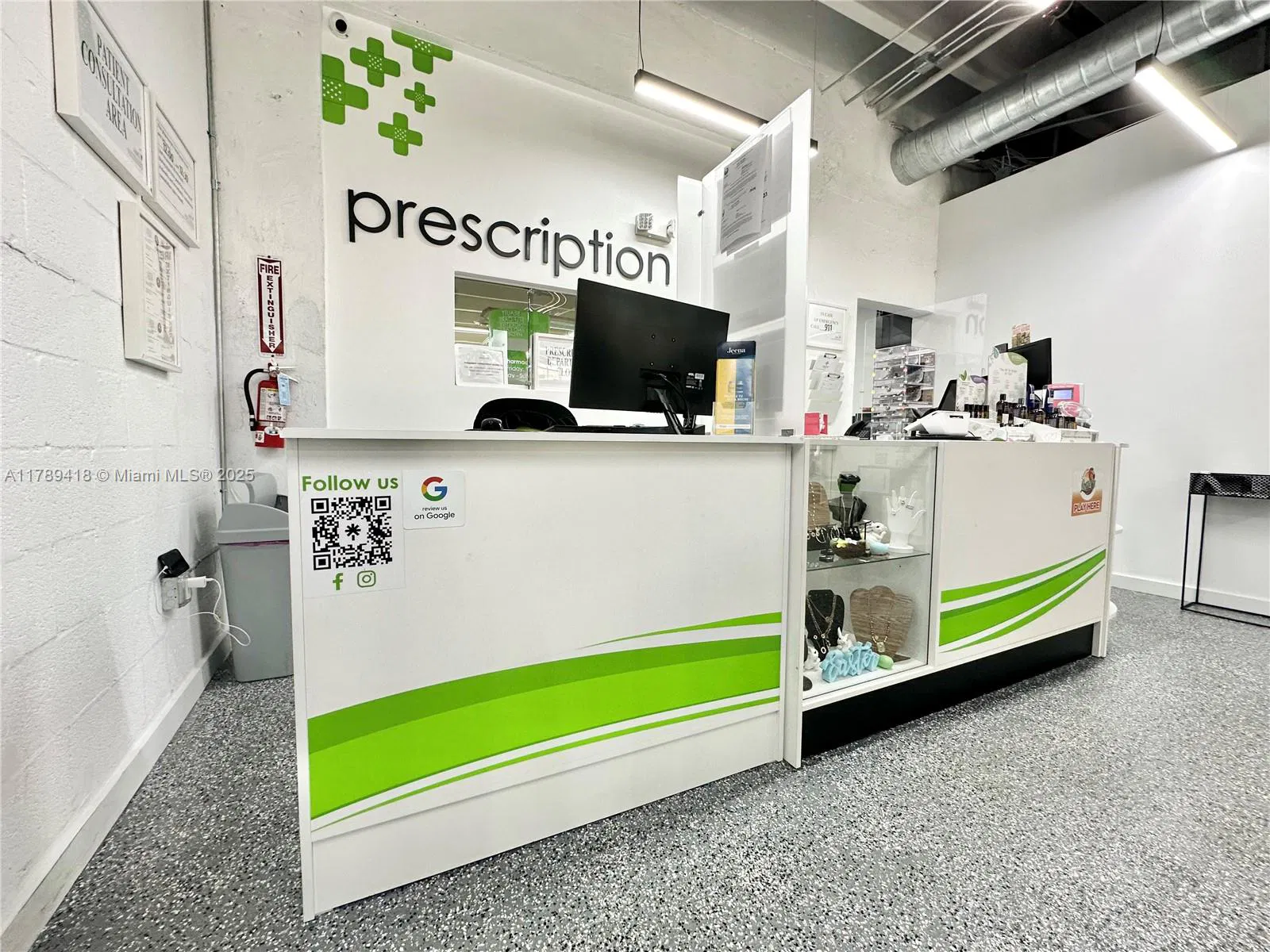 Turnkey Pharmacy with Established Customer Base