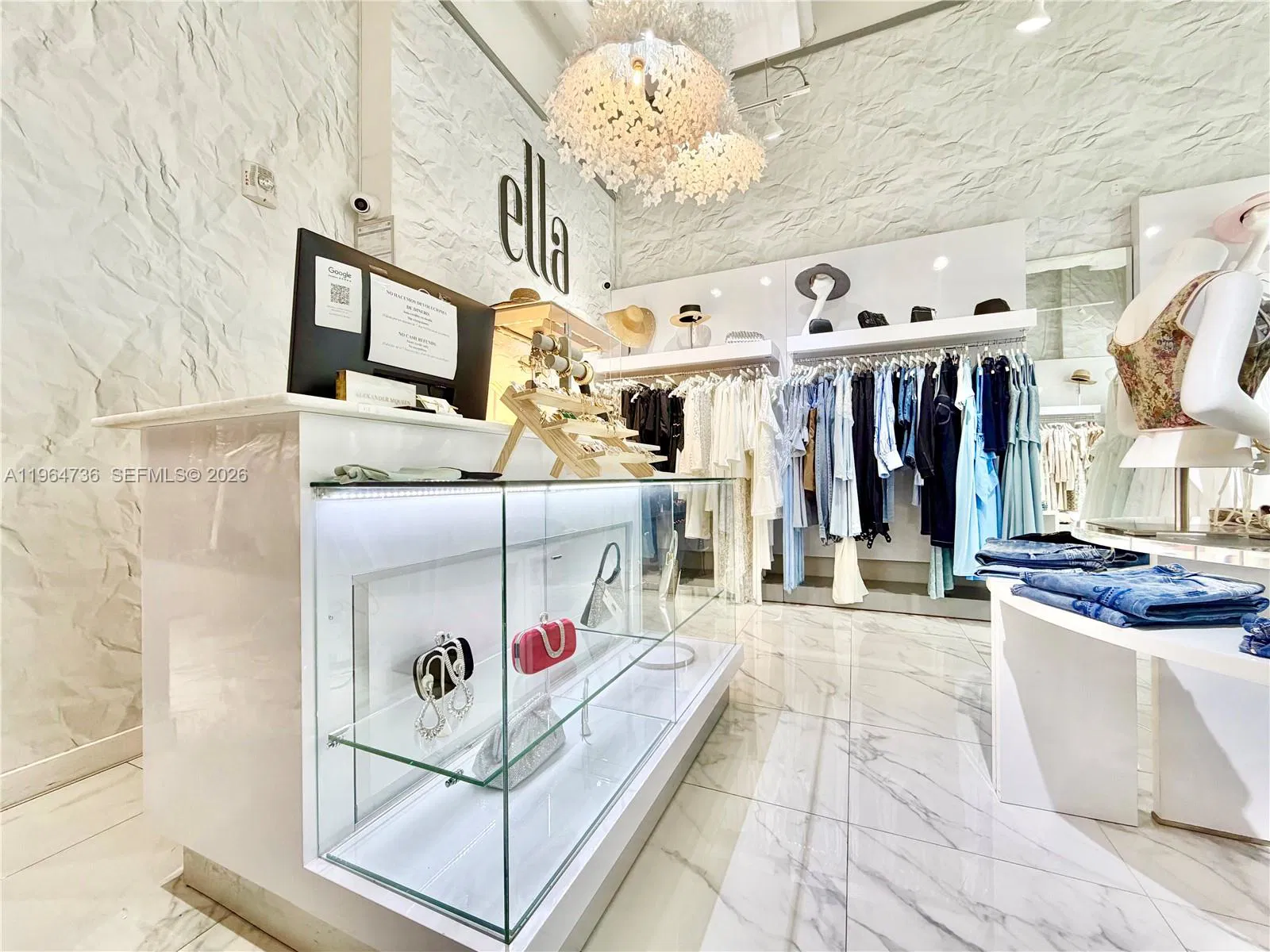 Premier Luxury Retail Boutique with Strong Online Presence