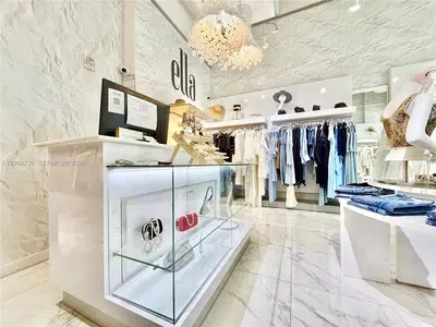 Premier Luxury Retail Boutique with Strong Online Presence