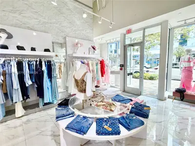 Premier Luxury Retail Boutique with Strong Online Presence