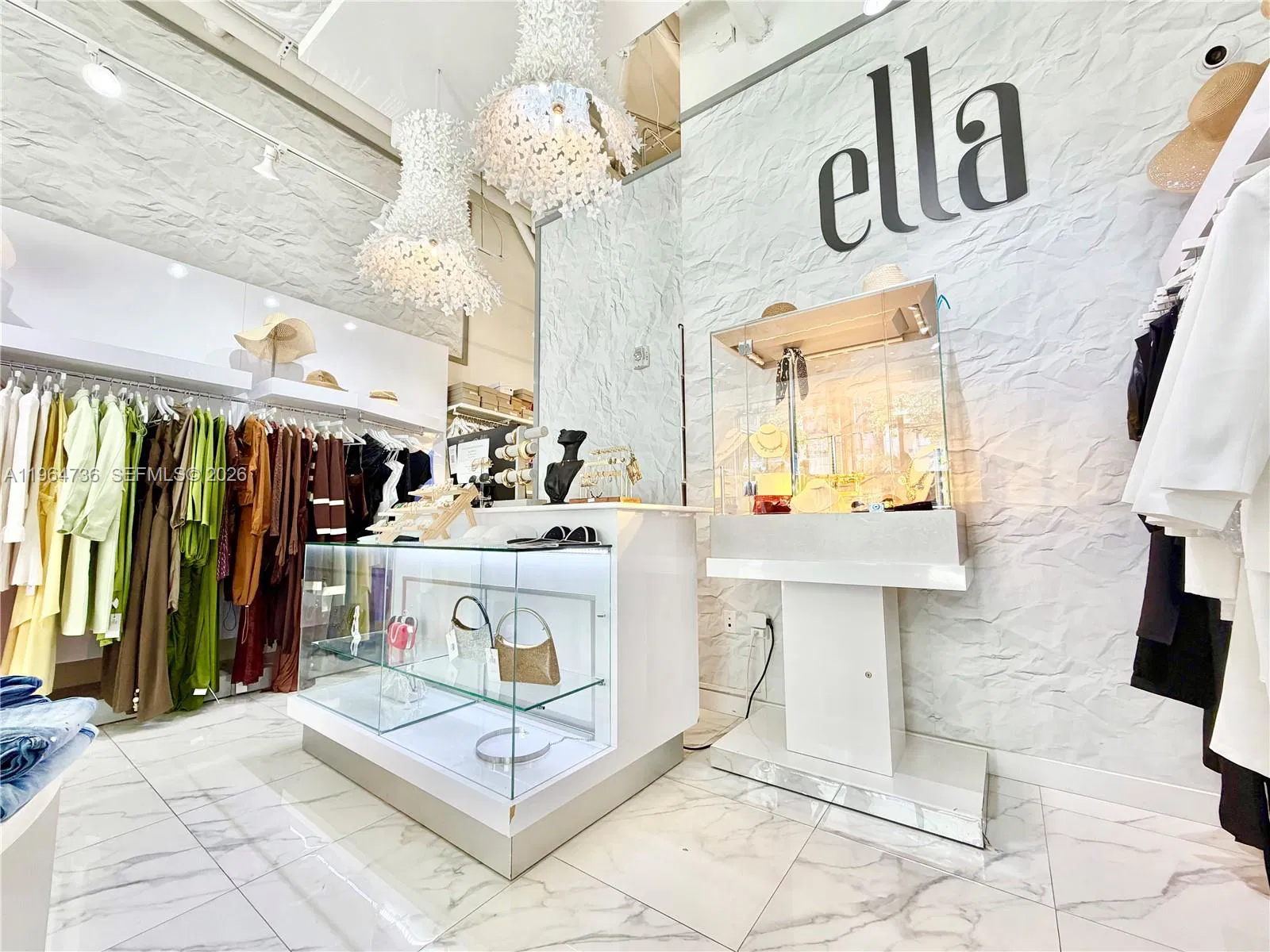 Premier Luxury Retail Boutique with Strong Online Presence