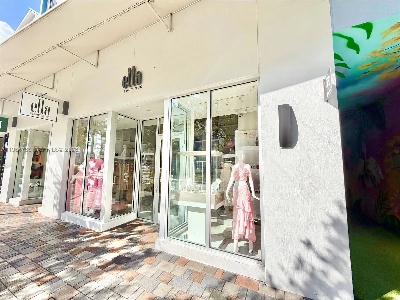 Premier Luxury Retail Boutique with Strong Online Presence